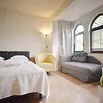 Zacisze & By Renters