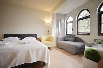 Zacisze & By Renters