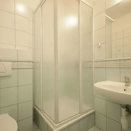 Zacisze & By Renters 아파트 *